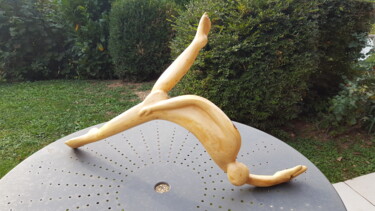 Скульптура под названием "Tombé du ciel" - Max Bernard, Подлинное произведение искусства, Дерево
