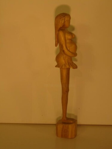 Sculpture intitulée "Enceinte et sexy" par Max Bernard, Œuvre d'art originale, Bois