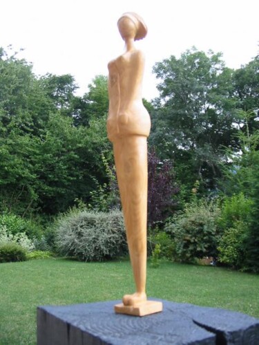 Skulptur mit dem Titel "L'infirmière, sourc…" von Max Bernard, Original-Kunstwerk, Holz