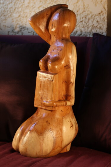 Sculpture titled "La Lectrice" by Max Bernard, Original Artwork, Wood