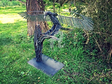 Sculpture intitulée "Le rapace" par Madier, Œuvre d'art originale