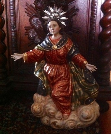 Sculpture titled "Virgen Asunción de…" by Carolina Silva, Original Artwork, Wood