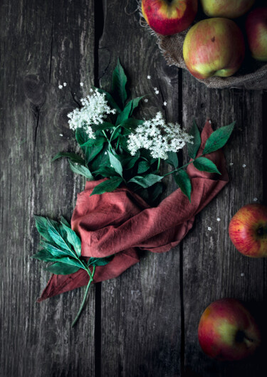 Photographie intitulée "Les fleurs de sureau" par Melancholya, Œuvre d'art originale, Photographie numérique