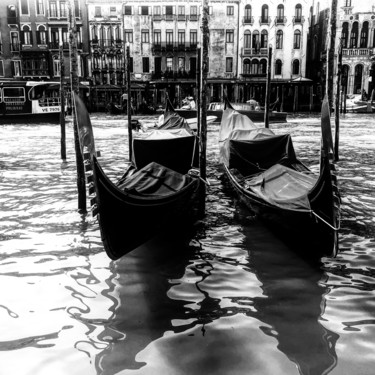 Fotografía titulada "Venetian beauty" por Meline White, Obra de arte original, Fotografía manipulada