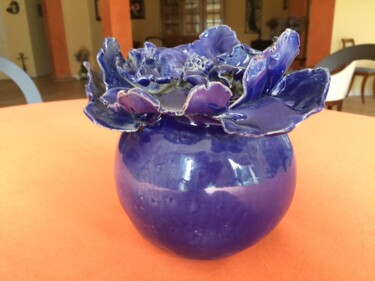 Skulptur mit dem Titel "vase fleur" von Meryl, Original-Kunstwerk, Keramik