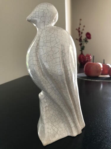 Sculpture intitulée "Blanche colombe" par Meryl, Œuvre d'art originale, Terre cuite