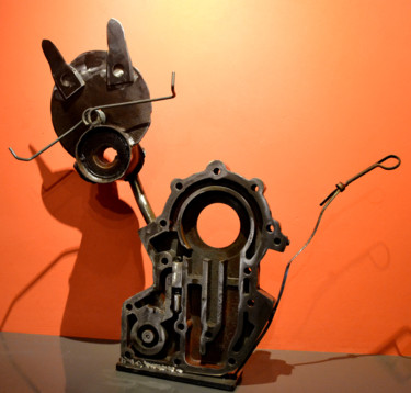 Sculpture intitulée "chat carter" par Métalucubration, Œuvre d'art originale, Métaux