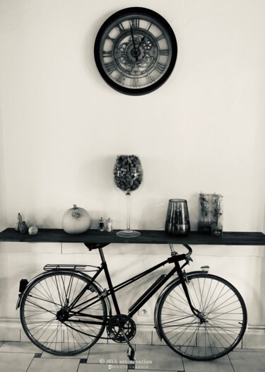 Photography titled "Vélo gastronomique…" by Mia Art-Creation, Original Artwork, Digital Photography