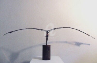 Sculpture titled "L'aviateur" by Michael Dumont, Original Artwork, Metals