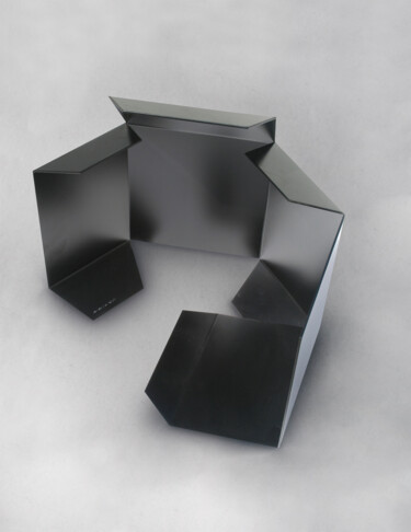 Sculpture intitulée "Box" par Michalis Katzourakis, Œuvre d'art originale, Aluminium