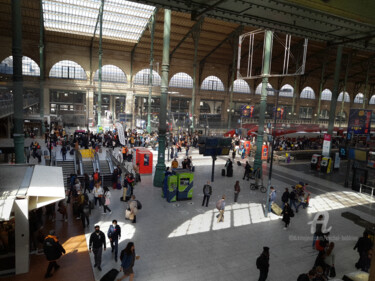 Fotografie getiteld "Scene de Gare -2" door Michel Babkine, Origineel Kunstwerk, Digitale fotografie