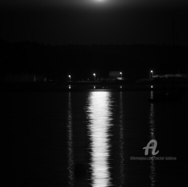 Fotografia intitulada "Lumière de nuit" por Michel Babkine, Obras de arte originais, Fotografia digital