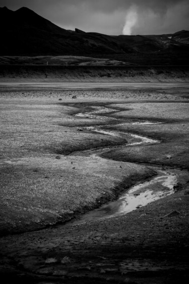 Photographie intitulée "Noire Islande 2" par Michel Daumergue, Œuvre d'art originale, Photographie non manipulée