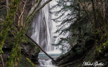 Photography titled "Cascade du Torrent…" by Michel Guillet, Original Artwork, Non Manipulated Photography