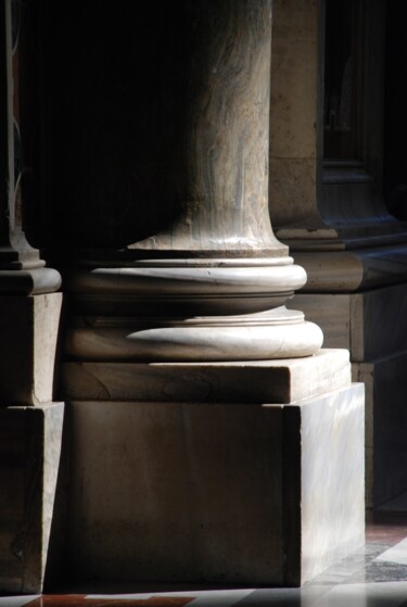 Fotografia intitulada "Colonne de marbre" por Michel Jegerlehner, Obras de arte originais, Fotografia Não Manipulada