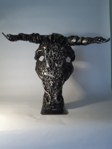 Sculpture titled "Taureau" by Michel Marzin, Original Artwork, Metals