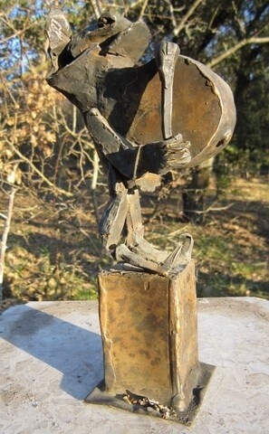 Sculpture titled "HIPPOPOTAME TAMBOUR" by Michel Moskovtchenko, Original Artwork