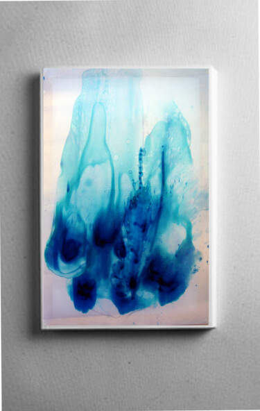 Painting titled "OCTO-BLU IN SATIN" by Michelangelo Alessandro, Original Artwork, Ink Mounted on Wood Stretcher frame