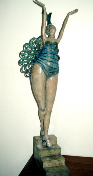 Sculpture intitulée "La meneuse de revue" par Micheldejos, Œuvre d'art originale
