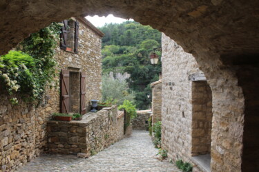 Fotografia zatytułowany „Ruelle hors du temps” autorstwa Michèle Baylet-Brunet, Oryginalna praca, Fotografia cyfrowa