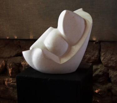 Skulptur mit dem Titel "éclosion" von Michèle Radix, Original-Kunstwerk, Stein