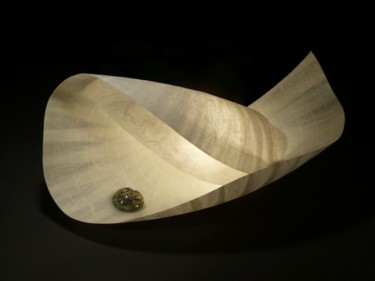 Artisanat intitulée "Pyrit" par Michele Lafont, Œuvre d'art originale, Éclairage