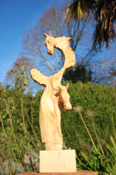 Sculpture titled "Chevaux solaires" by Michel Ferre, Original Artwork, Wood
