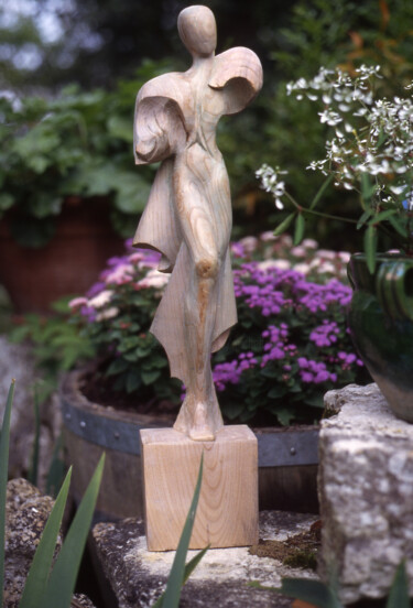 Skulptur mit dem Titel "Danse de l'Ange" von Michel Ferre, Original-Kunstwerk, Holz