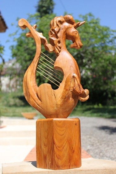 Sculpture titled "Licorne marine avec…" by Michel Ferre, Original Artwork, Wood