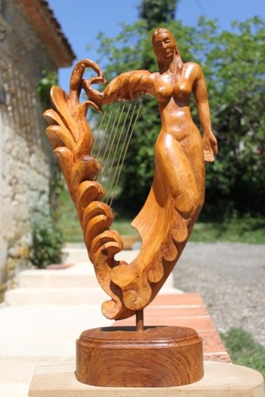 Sculpture titled "Au jeu de la Harpe" by Michel Ferre, Original Artwork, Wood