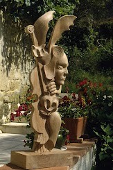 Skulptur mit dem Titel "L'Air des Hiboux" von Michel Ferre, Original-Kunstwerk