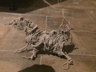 Sculptuur getiteld "Animal" door Emma, Origineel Kunstwerk, Hars