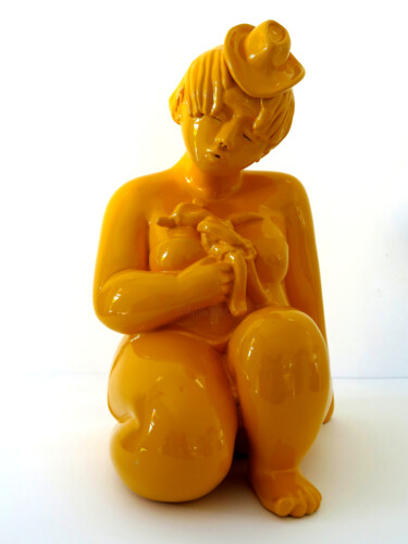 「Sculpture femme Amo…」というタイトルの彫刻 Michelle Peyre (Mimi)によって, オリジナルのアートワーク, 樹脂