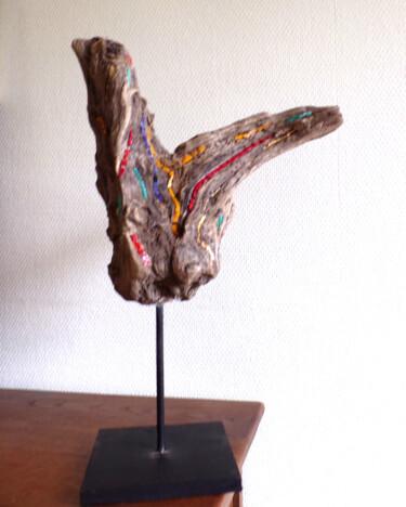 Escultura titulada "bois flotté" por Michelle Vaillant, Obra de arte original, Mosaico