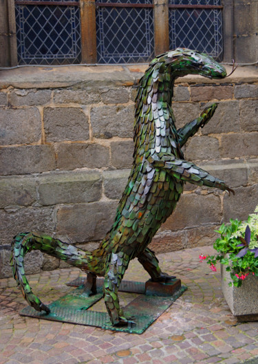 Sculptuur getiteld "Varan" door Michel Neuville, Origineel Kunstwerk