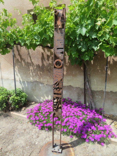 Sculpture titled "Totem VI" by Michel Sidobre, Original Artwork, Metals