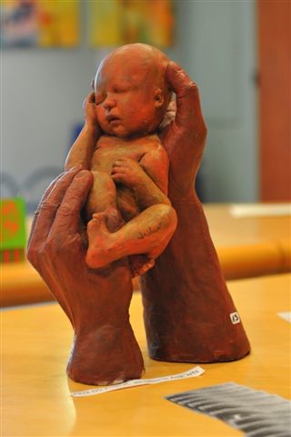 Sculpture titled "bébé" by Joelle Michenet, Original Artwork, Terra cotta