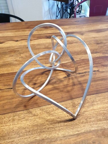 Sculpture titled "Coeur" by Sena, Original Artwork, Aluminium