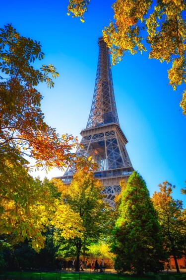 Fotografia intitolato "Paris et la Tour Ei…" da Miglena Kostova, Opera d'arte originale, Fotografia non manipolata