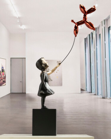 Sculpture titled "Girl with balloon d…" by Miguel Guía, Original Artwork, Bronze