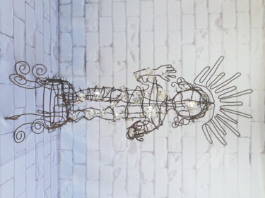 Escultura em Arame Menino Sculpture intitulée "Escultura em Arame…" par Miguel Matos, Œuvre d'art originale, Fil de fer