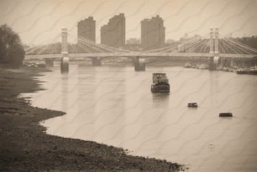 Photography titled "Old Thames View" by Mike Valeriani, Original Artwork
