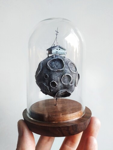 Sculptuur getiteld ""Dark Moon"" door Mikhail Davydov, Origineel Kunstwerk, Polymeer klei