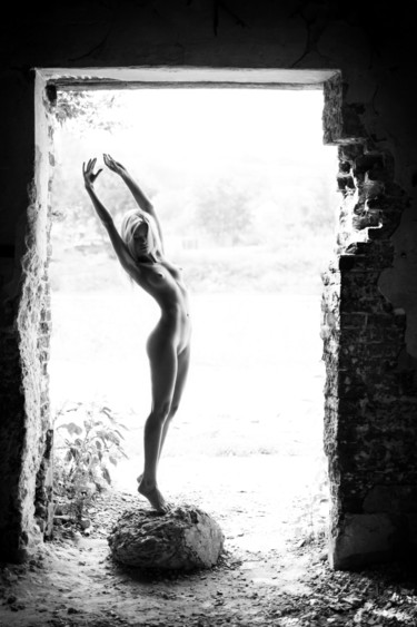 Photography titled "the girl on the sto…" by Mikhail Faletkin, Original Artwork, Digital Photography