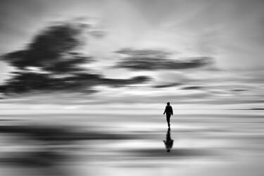 Photography titled "Endless Walk Limite…" by Milan Karagic, Original Artwork, Digital Photography
