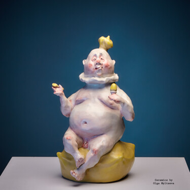 Sculpture titled "His Majesty's Break…" by Oly Miltys, Original Artwork, Ceramics