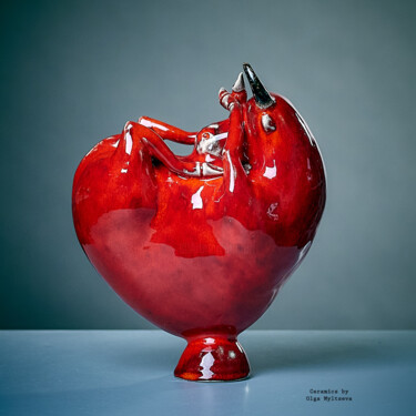 Sculpture titled "Calf Red" by Oly Miltys, Original Artwork, Ceramics