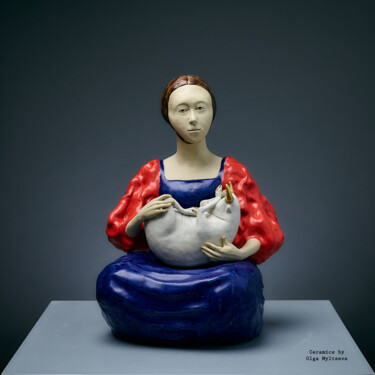 Sculptuur getiteld "The lady with the T…" door Oly Miltys, Origineel Kunstwerk, Keramiek