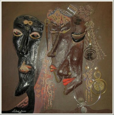 Sculpture titled "Chef de tribu" by Mimia Lichani, Original Artwork