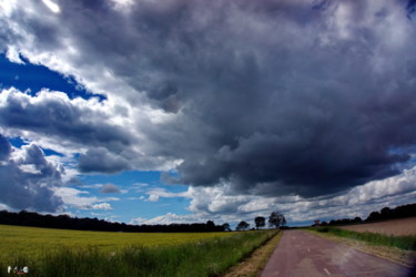 Photography titled "nuages-du-10-06-201…" by Miodrag Aubertin, Original Artwork